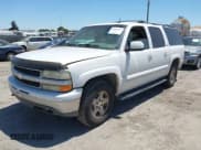 ✅ 2002 Chevrolet Suburban LT • VIN: 3GNFK16T82G356407 • Lot: 42818297. Listed on IAAI with 422,552 mi. Free auction sales archive from the USA and detailed vehicle history report at DreamBid. Image 2.