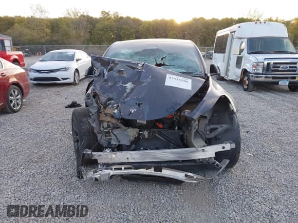 ✅ 2025 Tesla Model Y Long Range • VIN: 7SAYGDEEXSF224278 • Lot: 43535586. Wystawiony na IAAI z przebiegiem Nie podano. Bezpłatny archiwum sprzedaży aukcyjnych z USA i szczegółowy raport historii pojazdu na DreamBid. Zdjęcie 12.