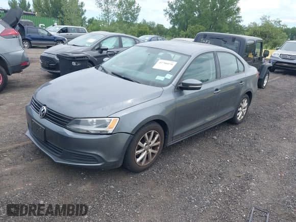 ✅ 2012 Volkswagen Jetta SE • VIN: 3VWDP7AJ4CM401496 • Lot: 42786070. Listed on IAAI with 146,969 mi. Free auction sales archive from the USA and detailed vehicle history report at DreamBid. Image 2.