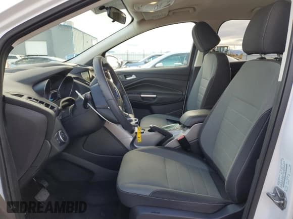 ✅ 2016 Ford Escape SE • VIN: 1FMCU9G93GUC11380 • Лот: 92721855. Опубликован ранее на Copart с пробегом 66 403 миль. Бесплатный доступ к архиву аукционных продаж из США и подробный отчёт об истории автомобиля на DreamBid. Изображение 7.