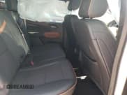 ✅ 2024 GMC Canyon 4WD AT4 • VIN: 1GTP6DEK9R1216337 • Lot: 73501714. Wystawiony na Copart z przebiegiem 4 375 mil. Bezpłatny archiwum sprzedaży aukcyjnych z USA i szczegółowy raport historii pojazdu na DreamBid. Zdjęcie 10.