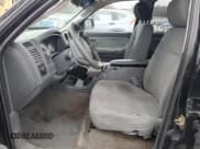 ✅ 2005 Dodge Dakota SLT • VIN: 1D7HE48N35S363504 • Lot: 92216115. Listed on Copart with 314,714 mi. Free auction sales archive from the USA and detailed vehicle history report at DreamBid. Image 7.