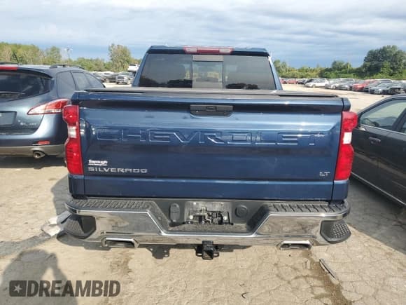 ✅ 2021 Chevrolet Silverado 1500 LT • VIN: 1GCUYDED3MZ186602 • Lot: 68832124. Wystawiony na Copart z przebiegiem 71 156 mil. Bezpłatny archiwum sprzedaży aukcyjnych z USA i szczegółowy raport historii pojazdu na DreamBid. Zdjęcie 6.