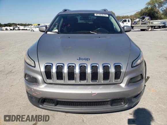 ✅ 2015 Jeep Cherokee Latitude • VIN: 1C4PJLCB9FW712295 • Лот: 87101615. Опубликован ранее на Copart с пробегом 189 211 миль. Бесплатный доступ к архиву аукционных продаж из США и подробный отчёт об истории автомобиля на DreamBid. Изображение 5.