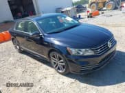 ✅ 2017 Volkswagen Passat R-Line • VIN: 1VWDT7A39HC067942 • Лот: 43116298. Опубликован ранее на IAAI с пробегом 156 702 миль. Бесплатный доступ к архиву аукционных продаж из США и подробный отчёт об истории автомобиля на DreamBid. Изображение 1.