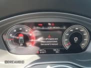 ✅ 2024 Audi SQ5 Sportback Premium Plus • VIN: WA124AFY8R2021013 • Lot: 55237165. Listed on Copart with 4,677 mi. Free auction sales archive from the USA and detailed vehicle history report at DreamBid. Image 9.