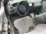 ✅ 2000 Ford F-150 XL • VIN: 1FTRF17L1YNA61061 • Lot: 87430655. Listed on Copart with 274,470 mi. Free auction sales archive from the USA and detailed vehicle history report at DreamBid. Image 8.