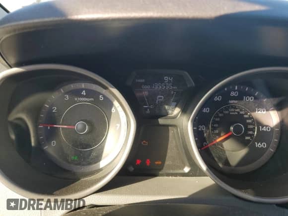 2013 Hyundai Elantra GLS с VIN KMHDH4AE7DU475828, выставлен на аукционе Copart как лот 86514675 с пробегом 135 535 миль миль и Чистый • Clean title. История ставок и продаж доступна на DreamBid. Изображение 9.