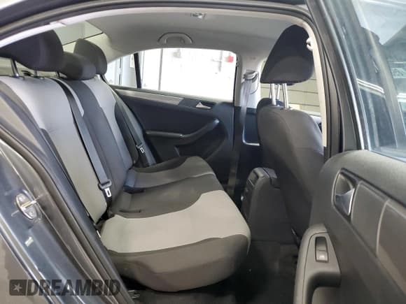 ✅ 2018 Volkswagen Jetta S • VIN: 3VW2B7AJ0JM247680 • Lot: 85845585. Listed on Copart with 80,037 mi. Free auction sales archive from the USA and detailed vehicle history report at DreamBid. Image 10.