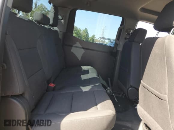 ✅ 2024 Chevrolet Silverado 1500 • VIN: 3GCUD4ED8RG351840 • Лот: 52728215. Опубликован ранее на Copart с пробегом Не указан. Бесплатный доступ к архиву аукционных продаж из США и подробный отчёт об истории автомобиля на DreamBid. Изображение 10.