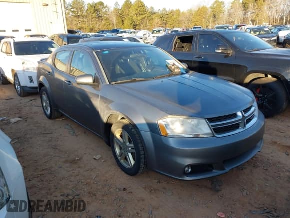 ✅ 2013 Dodge Avenger SXT • VIN: 1C3CDZCB6DN558418 • Лот: 41406317. Опубликован ранее на IAAI с пробегом 153 439 миль. Бесплатный доступ к архиву аукционных продаж из США и подробный отчёт об истории автомобиля на DreamBid. Изображение 1.