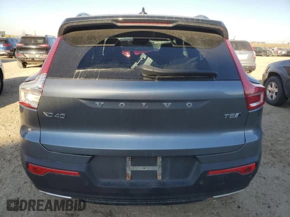 ✅ 2019 Volvo XC40 R-Design • VIN: YV4162UM0K2075264 • Лот: 85934155. Опубликован ранее на Copart с пробегом 123 625 миль. Бесплатный доступ к архиву аукционных продаж из США и подробный отчёт об истории автомобиля на DreamBid. Изображение 6.