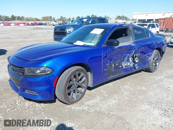 2022 Dodge Charger SXT z VIN 2C3CDXBG6NH110417, wystawiony jako IAAI lot #41883701 z przebiegiem 85 627 mil mil oraz . Historia ofert i sprzedaży dostępna na DreamBid. Obrazek 2.