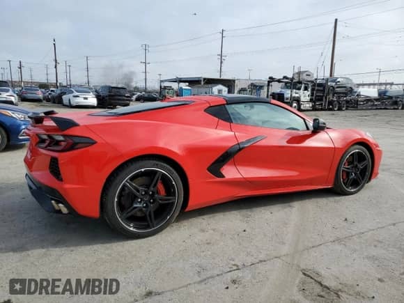 2021 Chevrolet Corvette 2LT z VIN 1G1YB2D41M5116427, wystawiony jako Copart lot #49355255 z przebiegiem 9 316 mil mil oraz Szkoda całkowita • Salvage title. Historia ofert i sprzedaży dostępna na DreamBid. Obrazek 3.