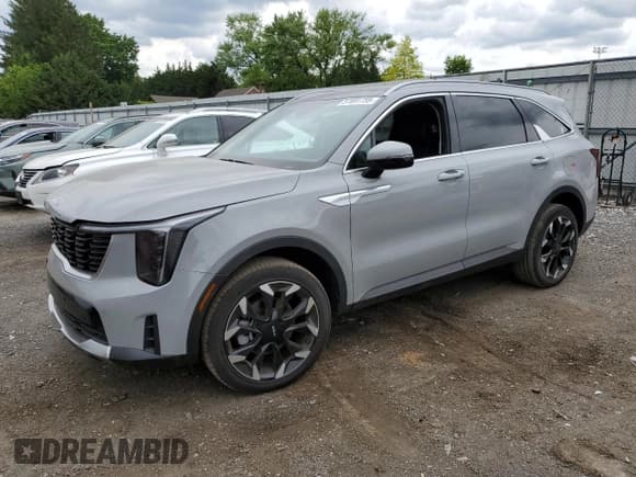 ✅ 2025 Kia Sorento X-Line EX • VIN: 5XYRHDJF0SG366225 • Lot: 57891735. Wystawiony na Copart z przebiegiem 3 017 mil. Bezpłatny archiwum sprzedaży aukcyjnych z USA i szczegółowy raport historii pojazdu na DreamBid. Zdjęcie 1.