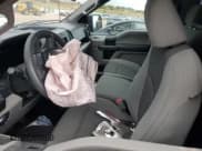 ✅ 2017 Ford F-150 XL • VIN: 1FTMF1CP9HKD53268 • Lot: 79239884. Wystawiony na Copart z przebiegiem Nie podano. Bezpłatny archiwum sprzedaży aukcyjnych z USA i szczegółowy raport historii pojazdu na DreamBid. Zdjęcie 7.