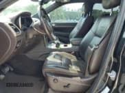 ✅ 2014 Jeep Grand Cherokee Summit • VIN: 1C4RJEJT7EC120538 • Лот: 72070054. Опубликован ранее на Copart с пробегом 141 912 миль. Бесплатный доступ к архиву аукционных продаж из США и подробный отчёт об истории автомобиля на DreamBid. Изображение 7.