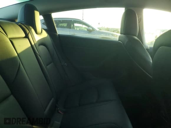 ✅ 2022 Tesla Model 3 Long Range • VIN: 5YJ3E1EB1NF273763 • Лот: 91662595. Опубликован ранее на Copart с пробегом 58 302 миль. Бесплатный доступ к архиву аукционных продаж из США и подробный отчёт об истории автомобиля на DreamBid. Изображение 10.