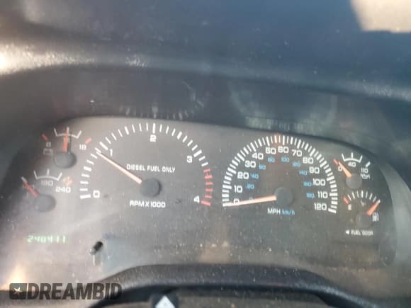 ✅ 2000 Dodge 2500 • VIN: 1B7KF2363YJ135563 • Lot: 81561185. Wystawiony na Copart z przebiegiem 248 411 mil. Bezpłatny archiwum sprzedaży aukcyjnych z USA i szczegółowy raport historii pojazdu na DreamBid. Zdjęcie 9.