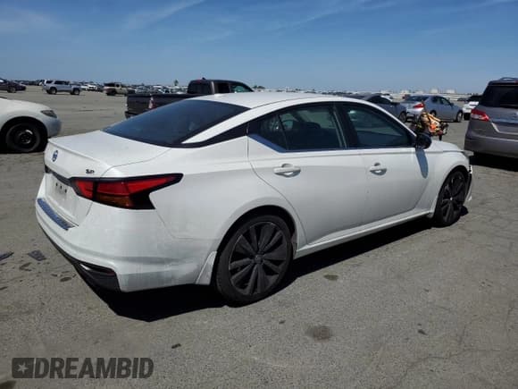 ✅ 2021 Nissan Altima SR • VIN: 1N4BL4CV8MN410641 • Лот: 57289205. Опубликован ранее на Copart с пробегом 118 711 миль. Бесплатный доступ к архиву аукционных продаж из США и подробный отчёт об истории автомобиля на DreamBid. Изображение 3.