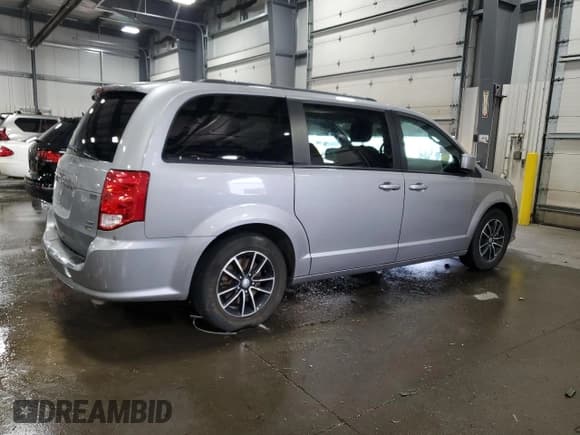 ✅ 2018 Dodge Grand Caravan GT • VIN: 2C4RDGEG6JR202522 • Лот: 65848665. Опубликован ранее на Copart с пробегом 177 951 миль. Бесплатный доступ к архиву аукционных продаж из США и подробный отчёт об истории автомобиля на DreamBid. Изображение 3.