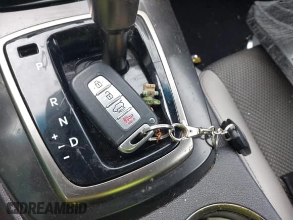 ✅ 2013 Hyundai Genesis Coupe Premium • VIN: KMHHT6KD7DU079819 • Lot: 40863494. Listed on IAAI with 111,012 mi. Free auction sales archive from the USA and detailed vehicle history report at DreamBid. Image 11.