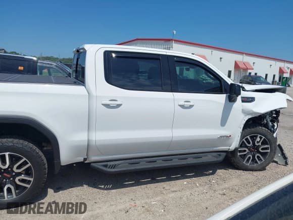 ✅ 2024 GMC Sierra 1500 AT4 • VIN: 3GTUUEEL5RG422487 • Лот: 42669271. Опубликован ранее на IAAI с пробегом 17 056 миль. Бесплатный доступ к архиву аукционных продаж из США и подробный отчёт об истории автомобиля на DreamBid. Изображение 13.