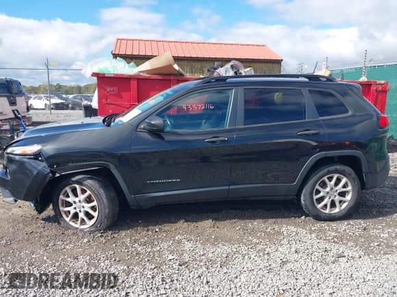 ✅ 2016 Jeep Cherokee Altitude • VIN: 1C4PJMAS7GW235912 • Lot: 43372116. Wystawiony na IAAI z przebiegiem 96 739 mil. Bezpłatny archiwum sprzedaży aukcyjnych z USA i szczegółowy raport historii pojazdu na DreamBid. Zdjęcie 14.