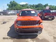 ✅ 2018 Jeep Renegade Latitude • VIN: ZACCJBBB5JPG97763 • Lot: 42601434. Wystawiony na IAAI z przebiegiem 75 916 mil. Bezpłatny archiwum sprzedaży aukcyjnych z USA i szczegółowy raport historii pojazdu na DreamBid. Zdjęcie 13.