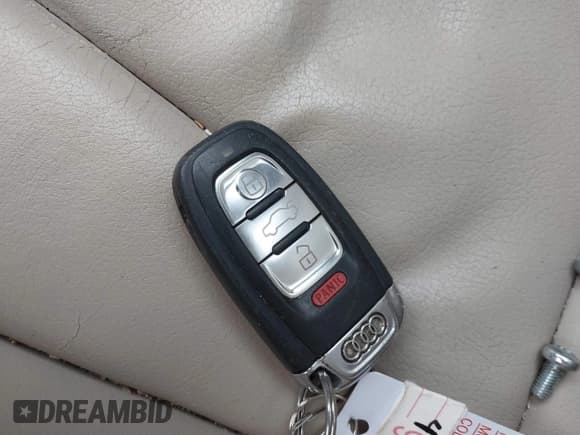 ✅ 2009 Audi A4 Premium • VIN: WAULF78K89A136584 • Lot: 43025446. Listed on IAAI with 121,468 mi. Free auction sales archive from the USA and detailed vehicle history report at DreamBid. Image 11.