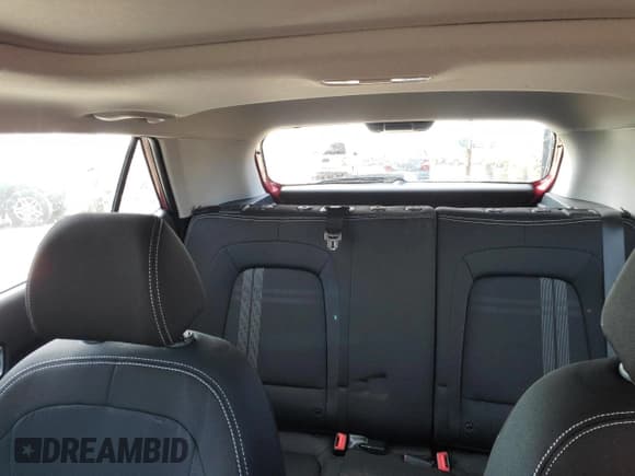 ✅ 2024 Hyundai Venue SEL • VIN: KMHRC8A39RU315337 • Lot: 83409404. Listed on Copart with 11,621 mi. Free auction sales archive from the USA and detailed vehicle history report at DreamBid. Image 10.