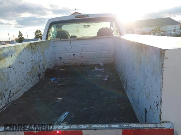 ✅ 2009 Ford F-250 • VIN: 1FDNF215X9EA79831 • Лот: 43664127. Опубликован ранее на IAAI с пробегом 176 155 миль. Бесплатный доступ к архиву аукционных продаж из США и подробный отчёт об истории автомобиля на DreamBid. Изображение 8.