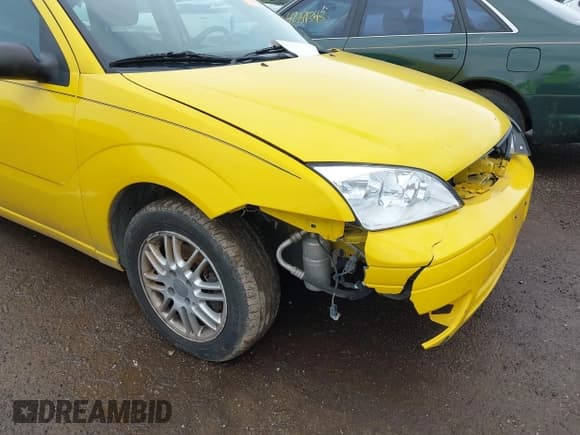 ✅ 2007 Ford Focus S • VIN: 1FAHP37N67W165839 • Lot: 42846208. Wystawiony na IAAI z przebiegiem 152 261 mil. Bezpłatny archiwum sprzedaży aukcyjnych z USA i szczegółowy raport historii pojazdu na DreamBid. Zdjęcie 14.