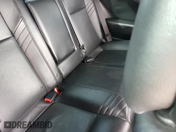 ✅ 2018 Dodge Challenger T/A • VIN: 2C3CDZBT7JH217091 • Lot: 79831213. Wystawiony na Copart z przebiegiem 63 921 mil. Bezpłatny archiwum sprzedaży aukcyjnych z USA i szczegółowy raport historii pojazdu na DreamBid. Zdjęcie 10.