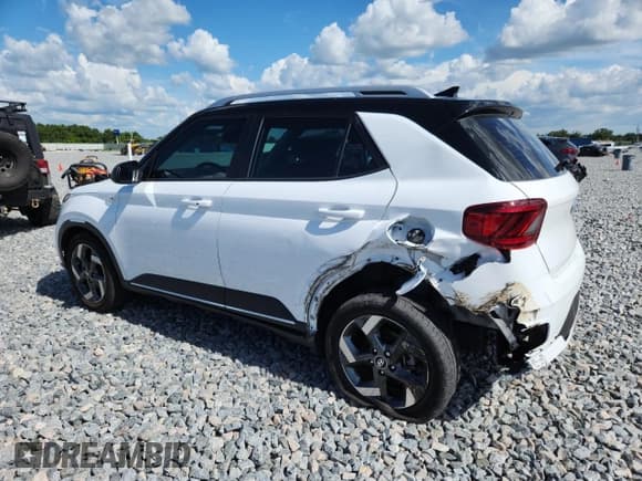 ✅ 2022 Hyundai Venue Limited • VIN: KMHRC8A36NU208112 • Lot: 61246415. Listed on Copart with 34,363 mi. Free auction sales archive from the USA and detailed vehicle history report at DreamBid. Image 2.