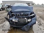 ✅ 2020 Jeep Cherokee Latitude Plus • VIN: 1C4PJMLB0LD532619 • Lot: 81309875. Wystawiony na Copart z przebiegiem 104 634 mil. Bezpłatny archiwum sprzedaży aukcyjnych z USA i szczegółowy raport historii pojazdu na DreamBid. Zdjęcie 5.