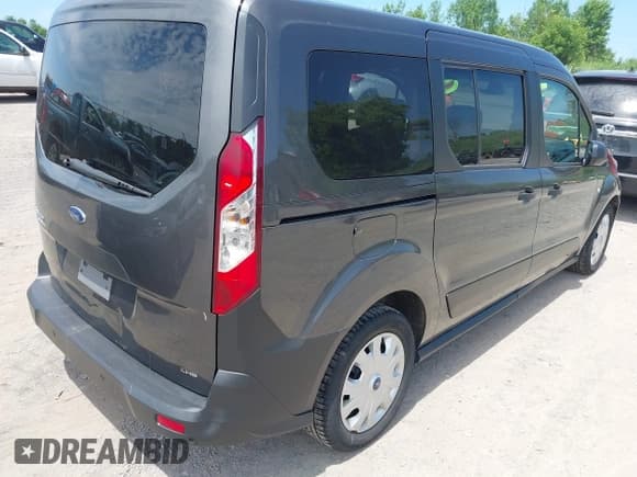 ✅ 2021 Ford Transit Connect XL • VIN: NM0GE9E20M1502471 • Lot: 42600296. Wystawiony na IAAI z przebiegiem 200 722 mil. Bezpłatny archiwum sprzedaży aukcyjnych z USA i szczegółowy raport historii pojazdu na DreamBid. Zdjęcie 4.