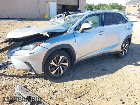 ✅ 2019 Lexus NX 300 • VIN: JTJBARBZXK2192733 • Lot: 42328700. Listed on IAAI with 48,752 mi. Free auction sales archive from the USA and detailed vehicle history report at DreamBid. Image 17.