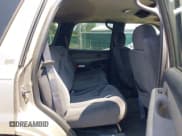 ✅ 2002 GMC Yukon SLE • VIN: 1GKEK13VX2R297438 • Lot: 42844157. Listed on IAAI with 268,994 mi. Free auction sales archive from the USA and detailed vehicle history report at DreamBid. Image 8.