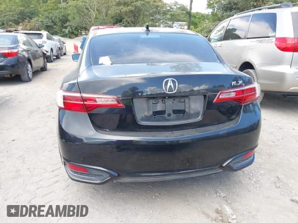 ✅ 2016 Acura ILX Premium • VIN: 19UDE2F77GA008041 • Lot: 43047155. Listed on IAAI with 186,064 mi. Free auction sales archive from the USA and detailed vehicle history report at DreamBid. Image 16.