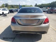 ✅ 2020 Mercedes-Benz C 300 • VIN: WDDWF8EB2LR527397 • Lot: 80670825. Wystawiony na Copart z przebiegiem 64 331 mil. Bezpłatny archiwum sprzedaży aukcyjnych z USA i szczegółowy raport historii pojazdu na DreamBid. Zdjęcie 6.