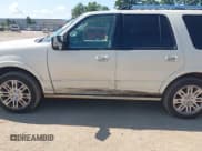 ✅ 2011 Ford Expedition Limited • VIN: 1FMJU1K56BEF13472 • Лот: 42990503. Опубликован ранее на IAAI с пробегом 246 685 миль. Бесплатный доступ к архиву аукционных продаж из США и подробный отчёт об истории автомобиля на DreamBid. Изображение 6.