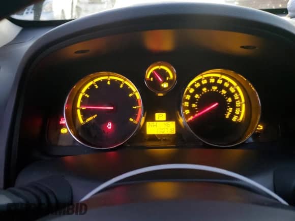 2008 Saturn VUE XE z VIN 3GSCL33P78S718426, wystawiony jako Copart lot #82169684 z przebiegiem 170 718 mil mil oraz Szkoda całkowita • Salvage title. Historia ofert i sprzedaży dostępna na DreamBid. Obrazek 9.