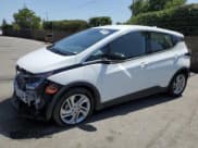 ✅ 2023 Chevrolet Bolt EV 1LT • VIN: 1G1FW6S05P4121420 • Lot: 56086884. Wystawiony na Copart z przebiegiem 80 850 mil. Bezpłatny archiwum sprzedaży aukcyjnych z USA i szczegółowy raport historii pojazdu na DreamBid. Zdjęcie 1.