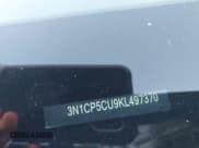 ✅ 2019 Nissan Kicks SR • VIN: 3N1CP5CU9KL497370 • Лот: 43759376. Опубликован ранее на IAAI с пробегом 47 292 миль. Бесплатный доступ к архиву аукционных продаж из США и подробный отчёт об истории автомобиля на DreamBid. Изображение 9.