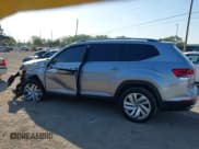 ✅ 2021 Volkswagen Atlas SEL • VIN: 1V2ER2CA4MC503786 • Lot: 42020865. Wystawiony na IAAI z przebiegiem 74 511 mil. Bezpłatny archiwum sprzedaży aukcyjnych z USA i szczegółowy raport historii pojazdu na DreamBid. Zdjęcie 14.