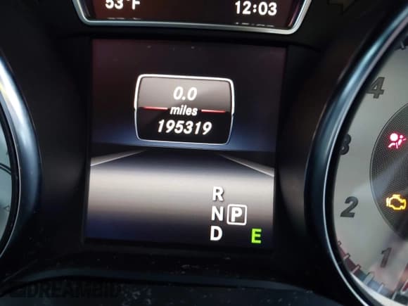 ✅ 2015 Mercedes-Benz GLA 250 • VIN: WDCTG4EB5FJ164030 • Лот: 42976899. Опубликован ранее на IAAI с пробегом 195 319 миль. Бесплатный доступ к архиву аукционных продаж из США и подробный отчёт об истории автомобиля на DreamBid. Изображение 15.