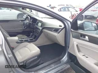 ✅ 2016 Hyundai Sonata Sport • VIN: 5NPE34AF9GH372800 • Lot: 43297334. Listed on IAAI with 133,737 mi. Free auction sales archive from the USA and detailed vehicle history report at DreamBid. Image 5.