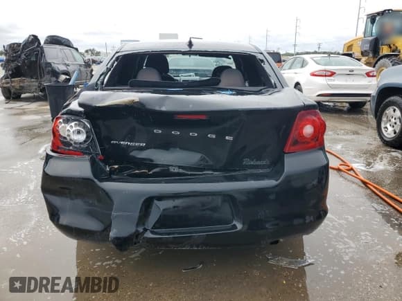 ✅ 2012 Dodge Avenger SE • VIN: 1C3CDZAB3CN324075 • Лот: 81480104. Опубликован ранее на Copart с пробегом 172 417 миль. Бесплатный доступ к архиву аукционных продаж из США и подробный отчёт об истории автомобиля на DreamBid. Изображение 6.
