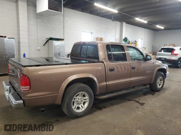 ✅ 2001 Dodge Dakota Sport • VIN: 1B7GL2AN41S219951 • Lot: 70732775. Wystawiony na Copart z przebiegiem 120 285 mil. Bezpłatny archiwum sprzedaży aukcyjnych z USA i szczegółowy raport historii pojazdu na DreamBid. Zdjęcie 3.
